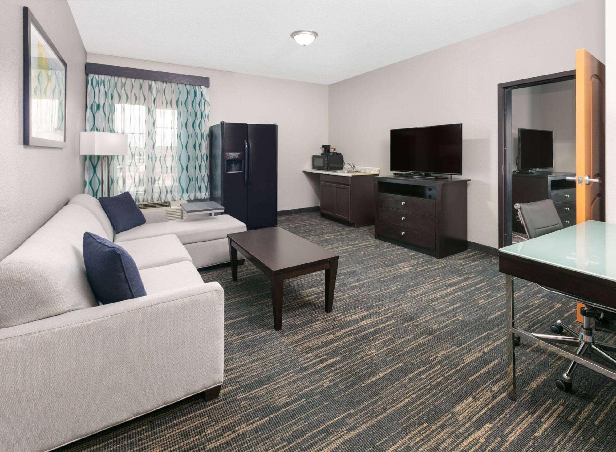 La Quinta By Wyndham Little Rock - Bryant Hotel Exterior photo